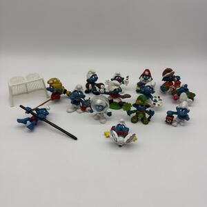 Vintage Peyo Schleich Smurfs PVC Lot of 14 Papa Smurf Etc